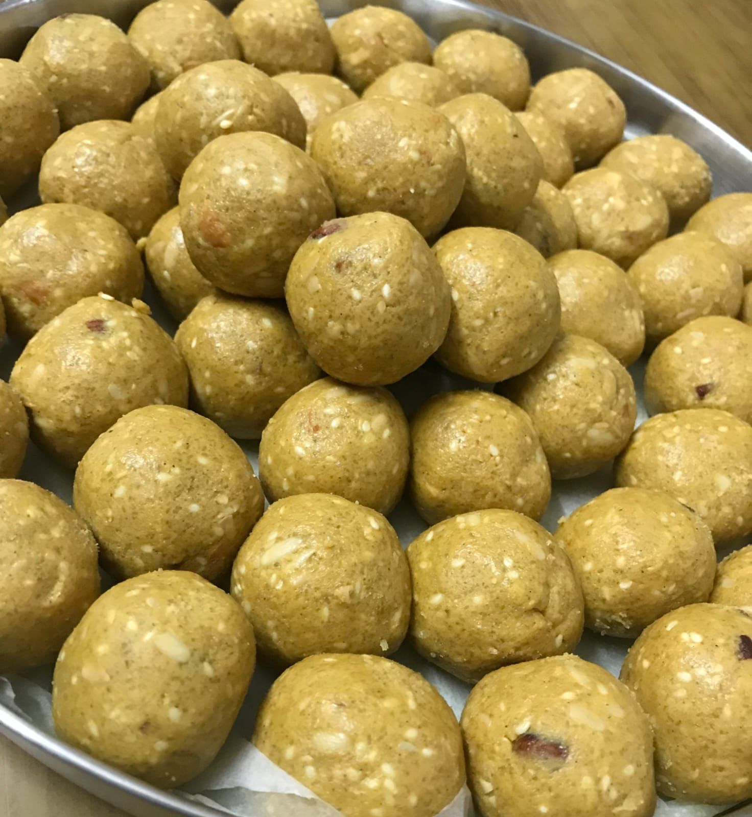 Besan Dry Fruit Laddoo