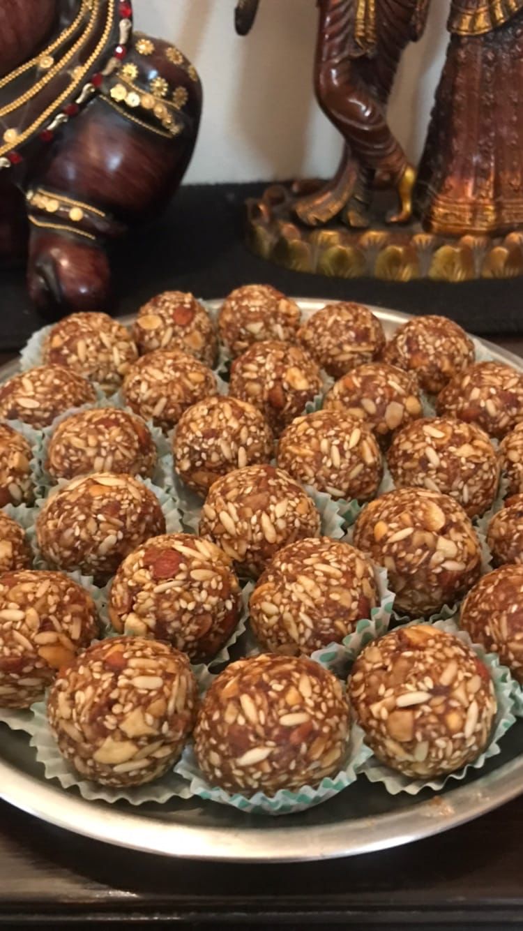Khajoor Dry Fruits Laddoo