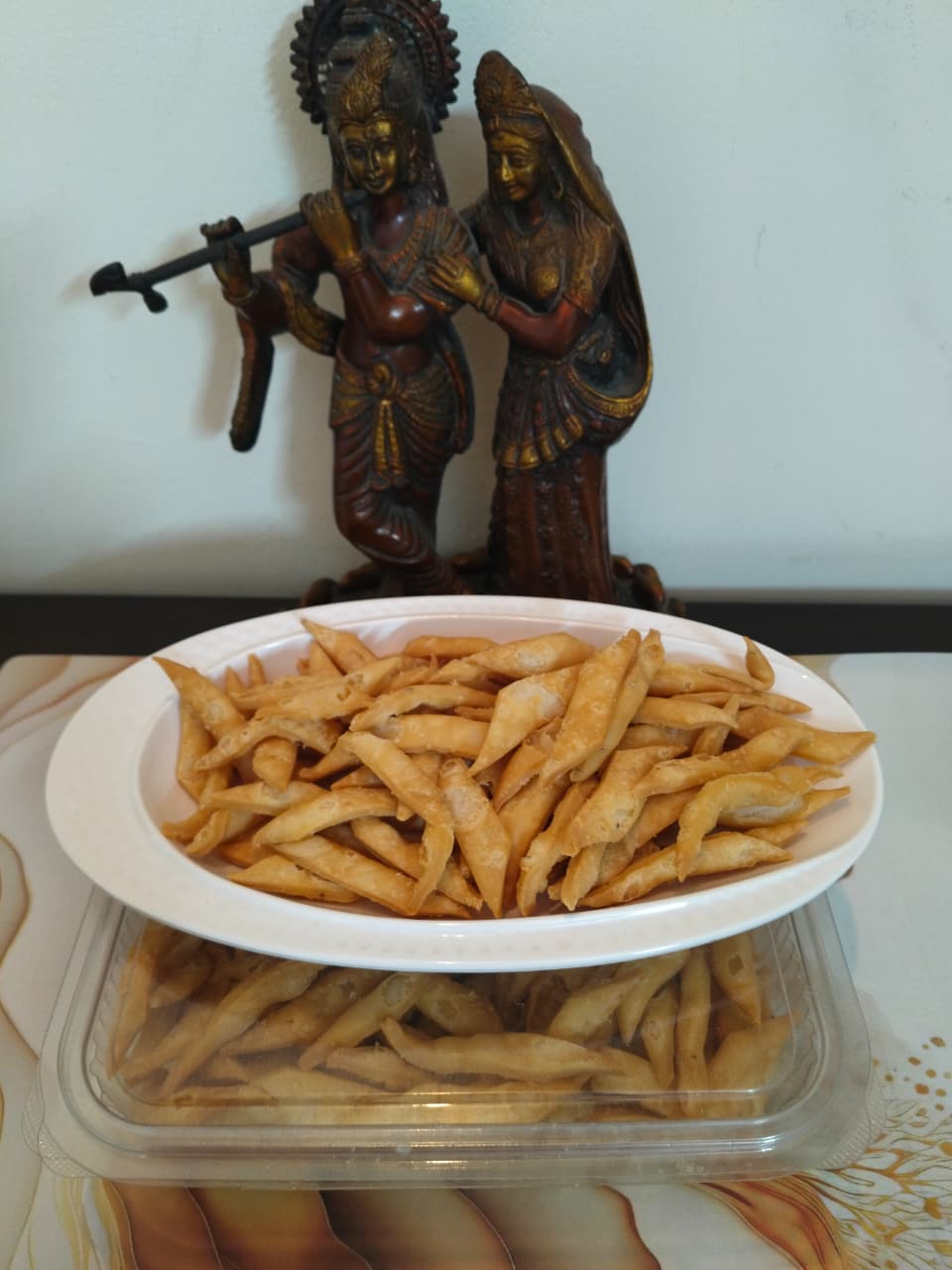 Namak Pare